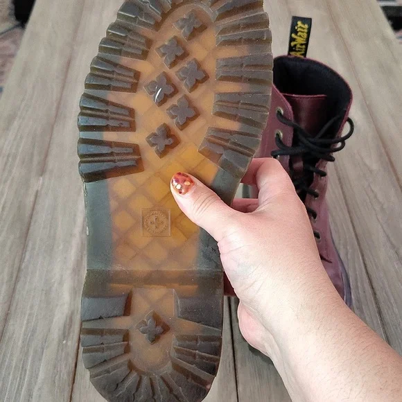 Dr. Martens 1460 Women's Smooth Leather Lace Up Boots In Cherry Red Woman's 9 - Picture 15 of 15